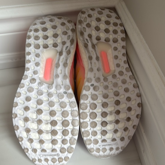 Adidas Ultraboost - Picture 4 of 4